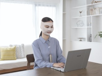邊在家辦公邊美容